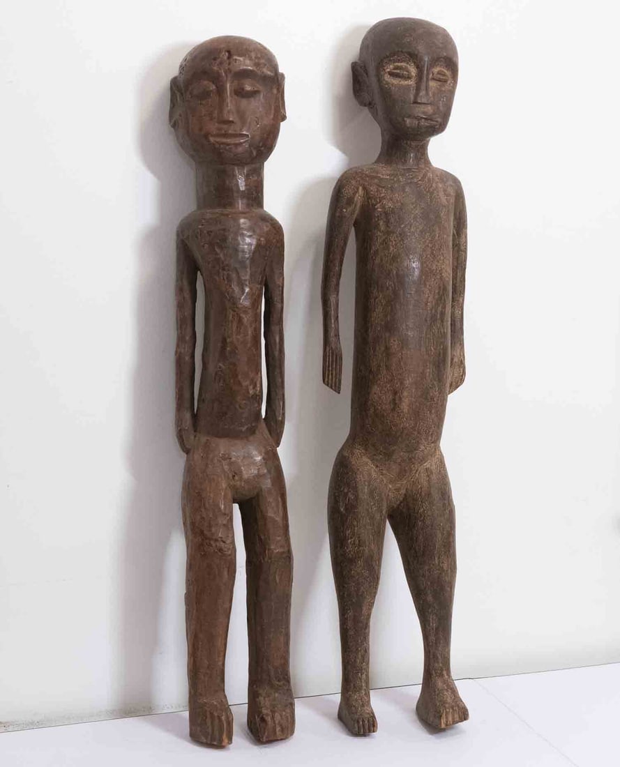 A Pair Of Old African Tribal Art Wood Men Figures (1 of 12)