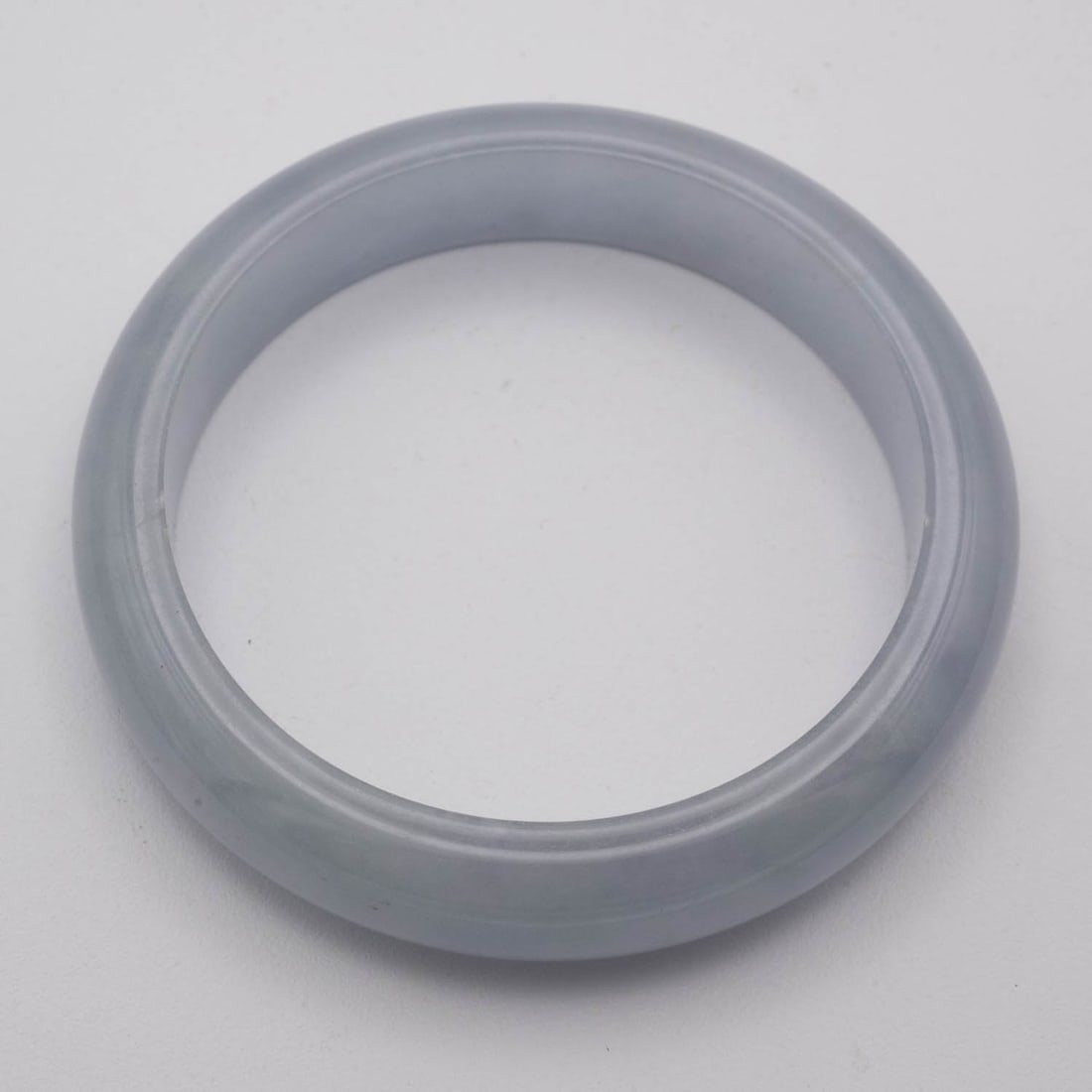 Chinese Translucent White Jade Bangle: Medium: Translucent White Jade Size: 2.3 inches Age/Detail: Chinese Condition: great overall, check photo for condition reference. Provenance: Collection from Estate in Williamsburg LiveShipping is NO