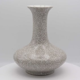 Old Chinese Crackle Glaze Porcelain Vase