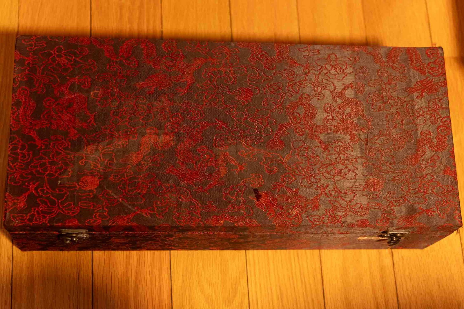 Fine Chinese Carved Camphor Wood Guanyin Bodhisattva Figure: Medium: Camphor Wood Size: 5.5x3.5x15.5 inches Age/Detail: Fine Chinese Carved Condition: great overall, check photo for condition reference. signature observed. Wood type in unconfirmed. Provenance: