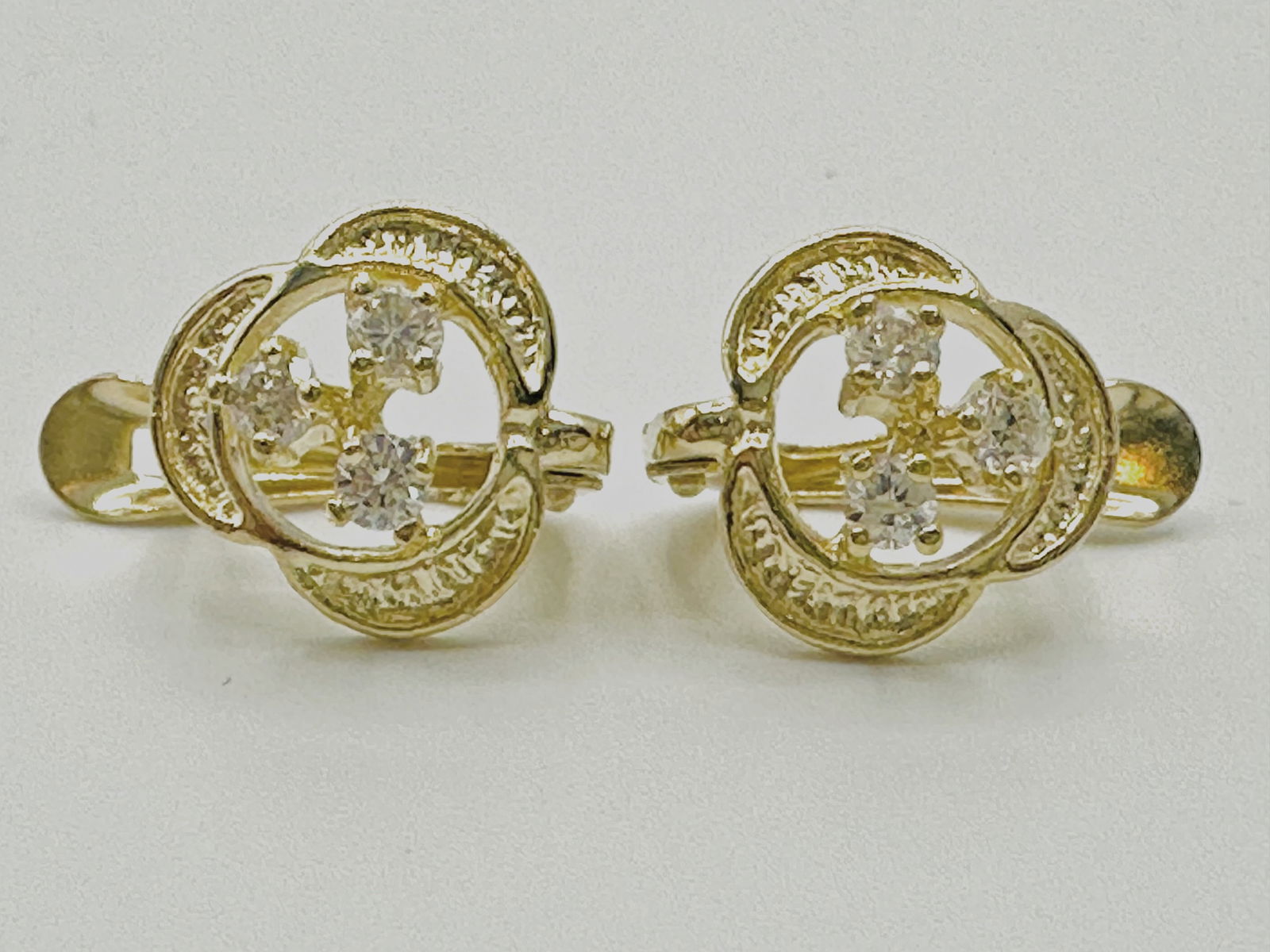 14KT Yellow Gold Natural Diamond Earrings - J11235 (1 of 5)