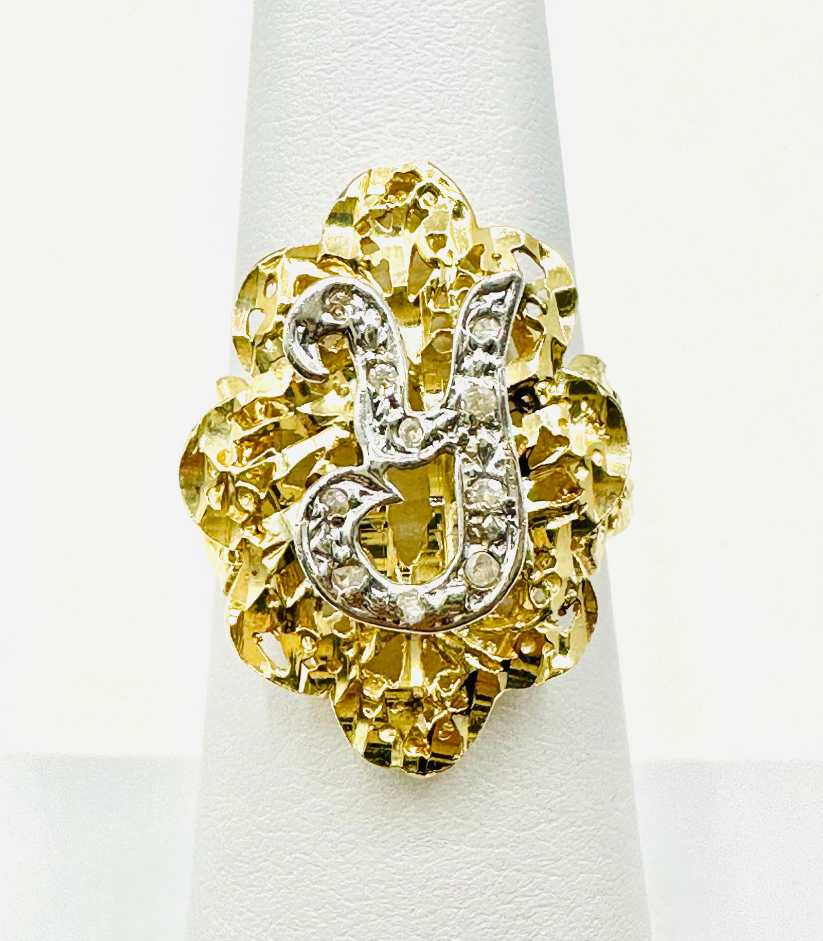 14KT Gold Initial “Y??Fancy Ring, 2-Tone With Diamond Size 6.5 - J11288: * 14KT Gold Initial “Y”Fancy Ring, 2-tone with diamond * 10 Diamond 0.06 carat (t.w.) * Ring Weight: 3.8 grams * Ring size 6.5 * measurement: 23 mm x 17 mm * Diamond Clarity VS-SI, Color G-K,