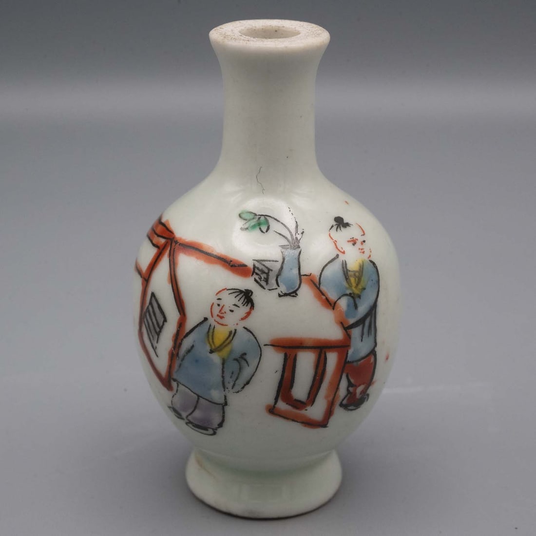 Antique Chinese Qing/Republic Porcelain Snuff Bottle, Three Boys: Medium: Porcelain Size: 1.5x1.5x2.6 inches Age/Detail: Antique Chinese Qing/Republic Condition: great overall, check photo for condition reference. Provenance: Collection from Estate in Williamsburg L