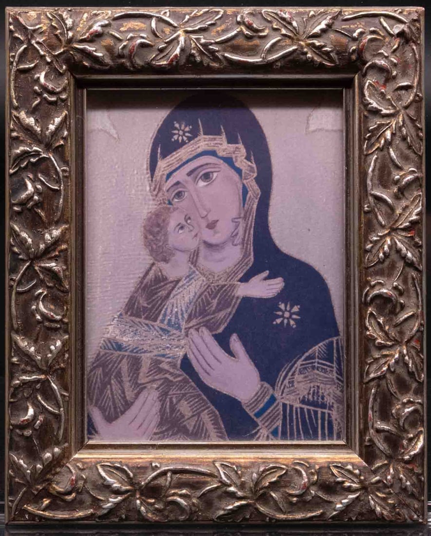 Vintage Print On Paper Holy Mother And Jesus Icon With Frame: Medium: Print On Paper Size: 5 1/2L x 4 1/2W Age/Detail: Vintage Condition: Great Provenance: Collection from Estate in Tribecca Please view all the photos as they are part of the condition descriptio