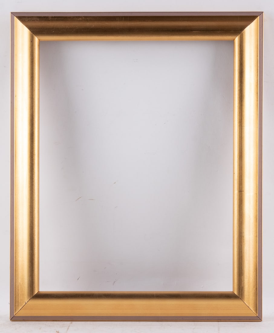 Gold Wood Frame For Artwork 14x11: Frame: 14 x 11 inchesCondition: Great Overall AllProvenance:Collection From Glen CoveShipping: shipping rates are determined by the distance from the auction site. Combined shipping rate available. Fo