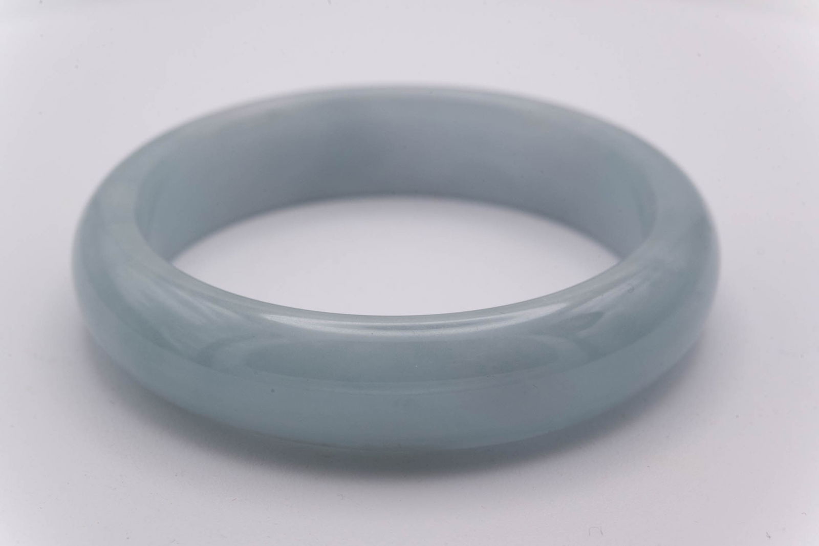 Chinese Chalcedony Bangle - 3