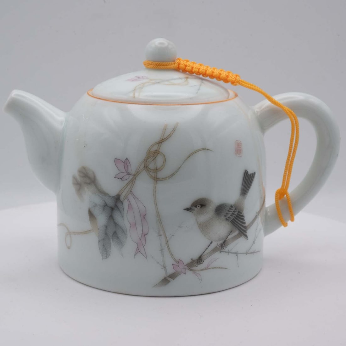 Vintage Jingdezhen Porcelain Teapot: Medium: Porcelain Size: 5.5X2.5X3.5 inches Age/Detail: Vintage Jingdezhen Condition: great overall, check photo for condition reference. Provenance: Collection from Estate in Williamsburg LiveShipping