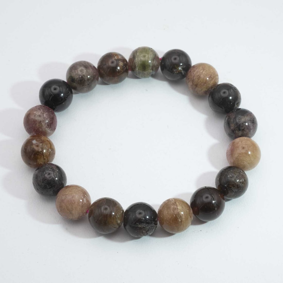 Vintage Natural Tourmaline Bead Bracelet: Medium: Tourmaline Size: 11mm Age/Detail: Vintage Natural Condition: great overall, check photo for condition reference. Provenance: Collection from Estate in Williamsburg LiveShipping is NOT a part o