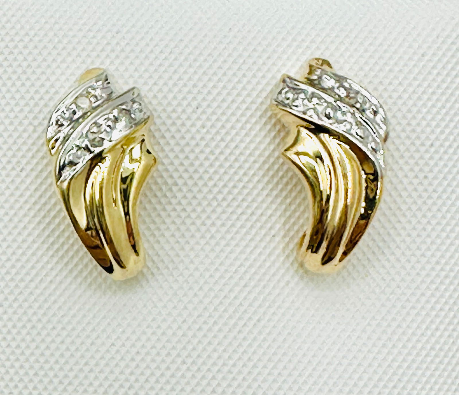 Pair of Natural Diamond Earrings, 14KT Yellow Gold # 2535 (1 of 4)