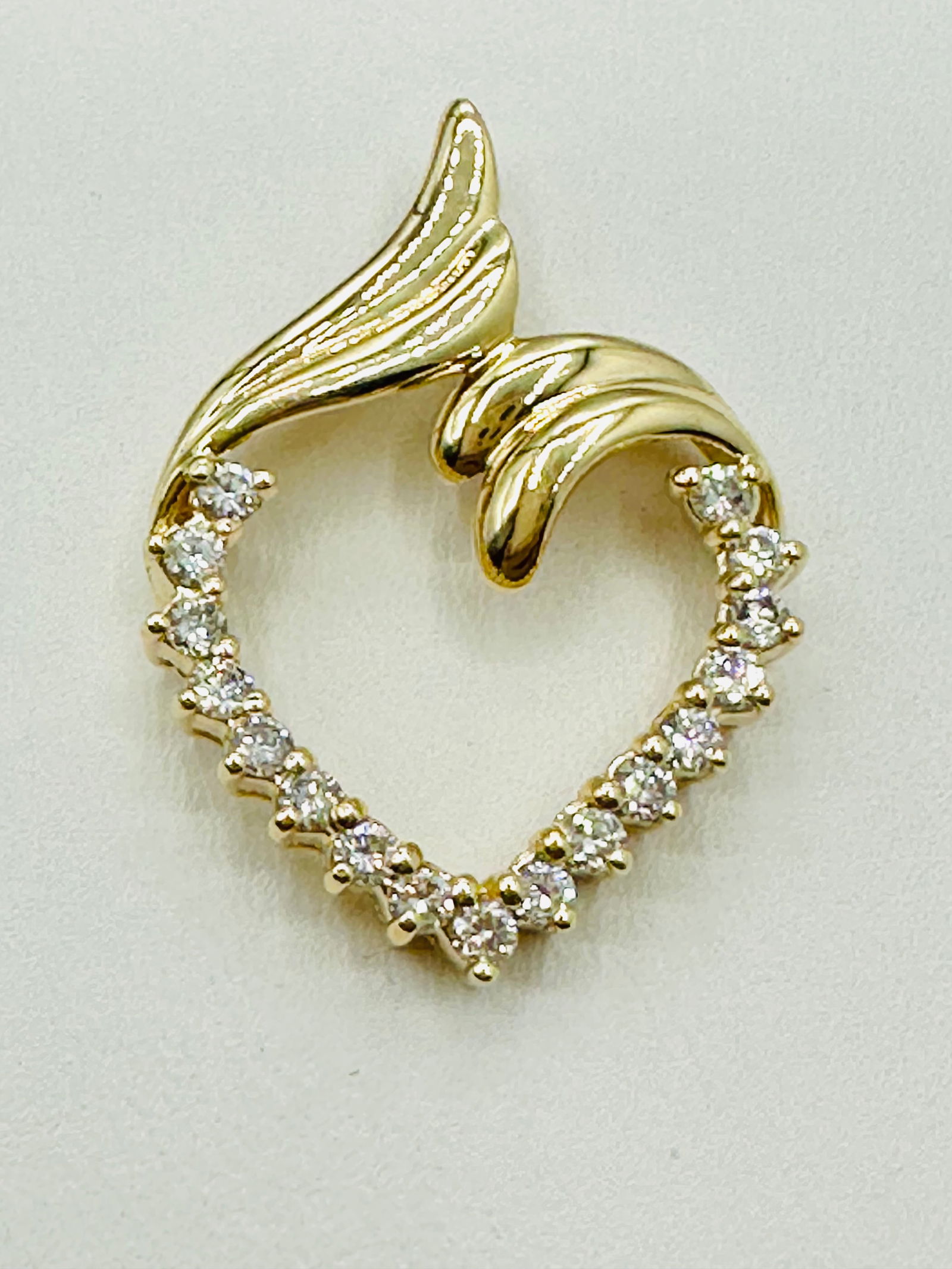 14KT Yellow Gold, Natural Diamond Heart Pendant # 2753 (1 of 4)