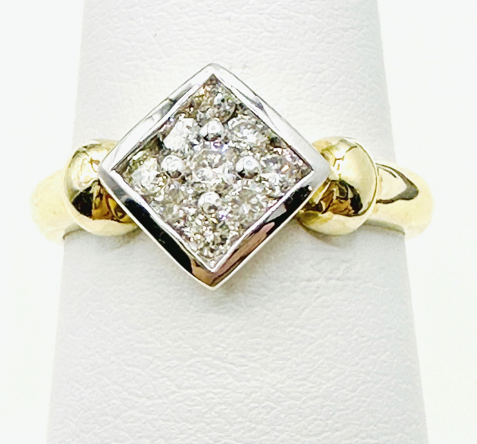 14KT 2-Tone GoldNatural Diamond Ring Size 6.75 - J11278 (1 of 3)