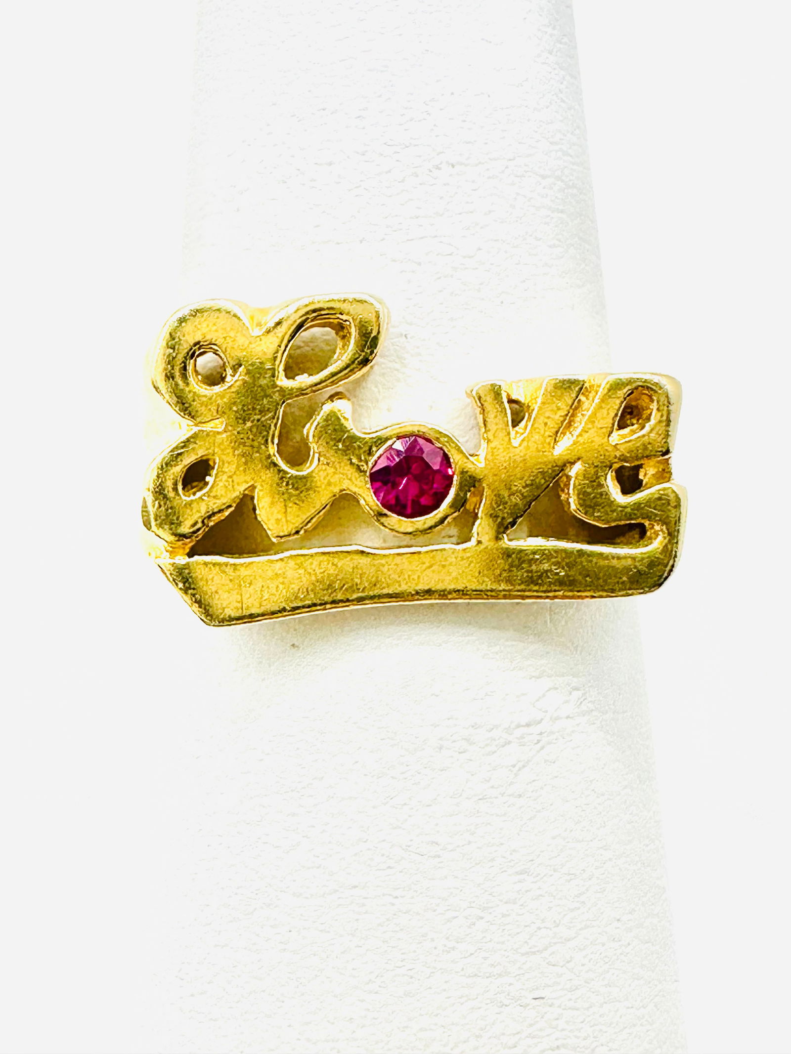 14KT Gold “Love “ Ring, With One Red Stone Ring Size 6 - J11283: *14KT Gold “Love “ Ring, with one red stone Ring *Ring Weight: 4.0 grams *Ring size 6 *measurement:10 mm x 12 mm *Condition: New in Box, *J11283