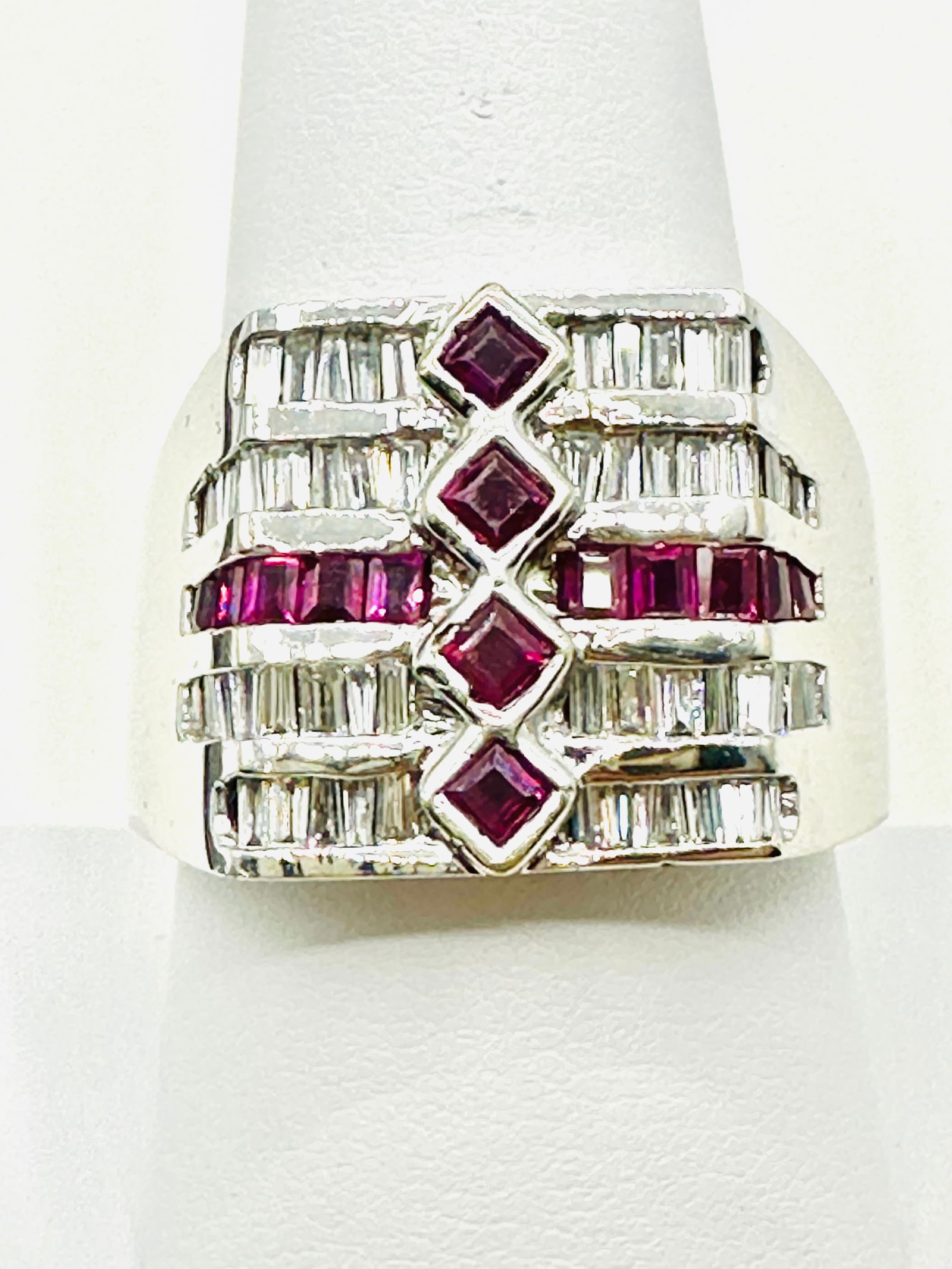14KT White Gold Natural Ruby And Natural Diamond Men’s Ring Size 9.5 - J11410 (1 of 3)