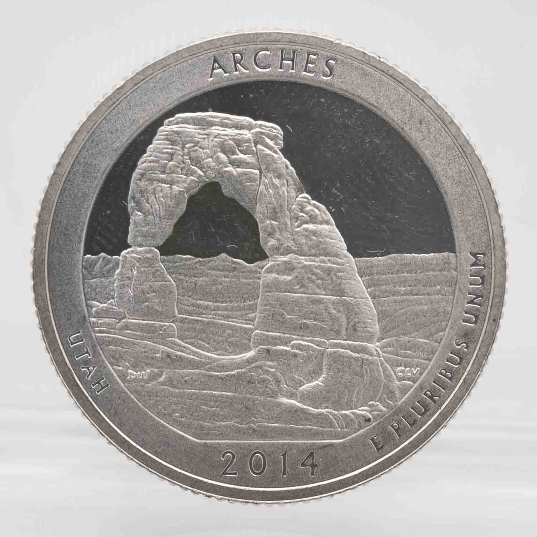 2014 American Proof Silver Quarter ATB Arches: MLC01239 Shipping: Buyer-arranged shipping: estimated cost: starts at $15.5, Plus $1 dollar for every $100 in value. Signature confirmation is recommended for high value invoice at cost of $5.5. Pleas