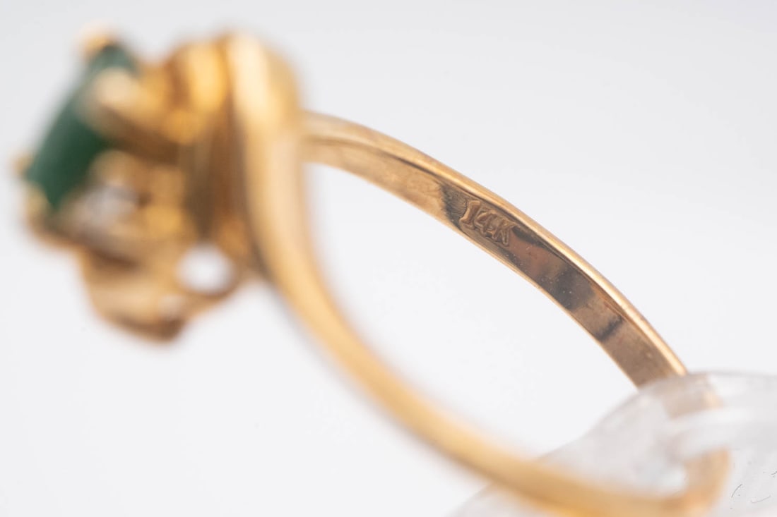 14K Gold Natural Glassy Green Jadeite Ring: Medium: Natural Glassy Green Jadeite Size: US5.5, 2.6 gram Age/Detail: 14K Gold Condition: great overall, check photo for condition reference. Provenance: Collection from Estate in Tribecca LiveShippi