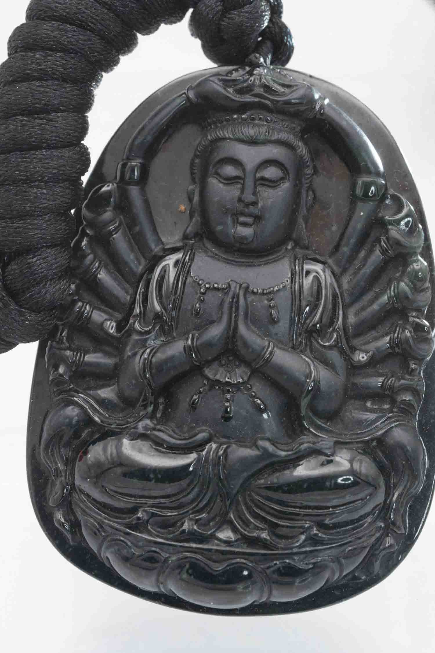 Vintage Chinese Carved Ink Jade Guanyin Talisman: Medium: Ink Jade Size: 1.8x2.5x0.3 inches Age/Detail: Vintage Chinese Carved Condition: great overall, check photo for condition reference. Provenance: Collection from Estate in Williamsburg LiveShipp