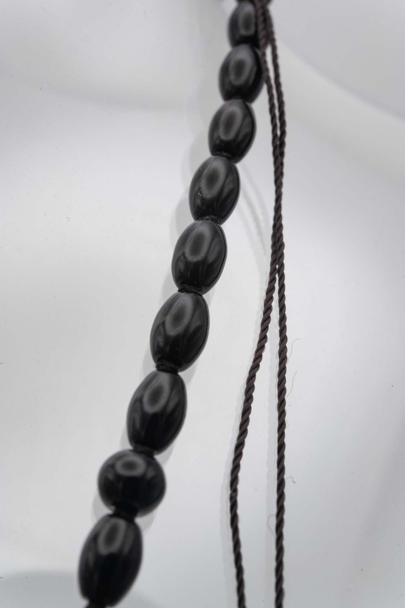 Tibetan Aquamarine And Onyx Beads Necklace: Medium: Aquamarine And Onyx Beads Size: 3.8x2x2.2 cm Aquamarine Pendant, necklace length adjustable Age/Detail: Tibetan Condition: Great, check photo for condition reference Provenance: Collection fro