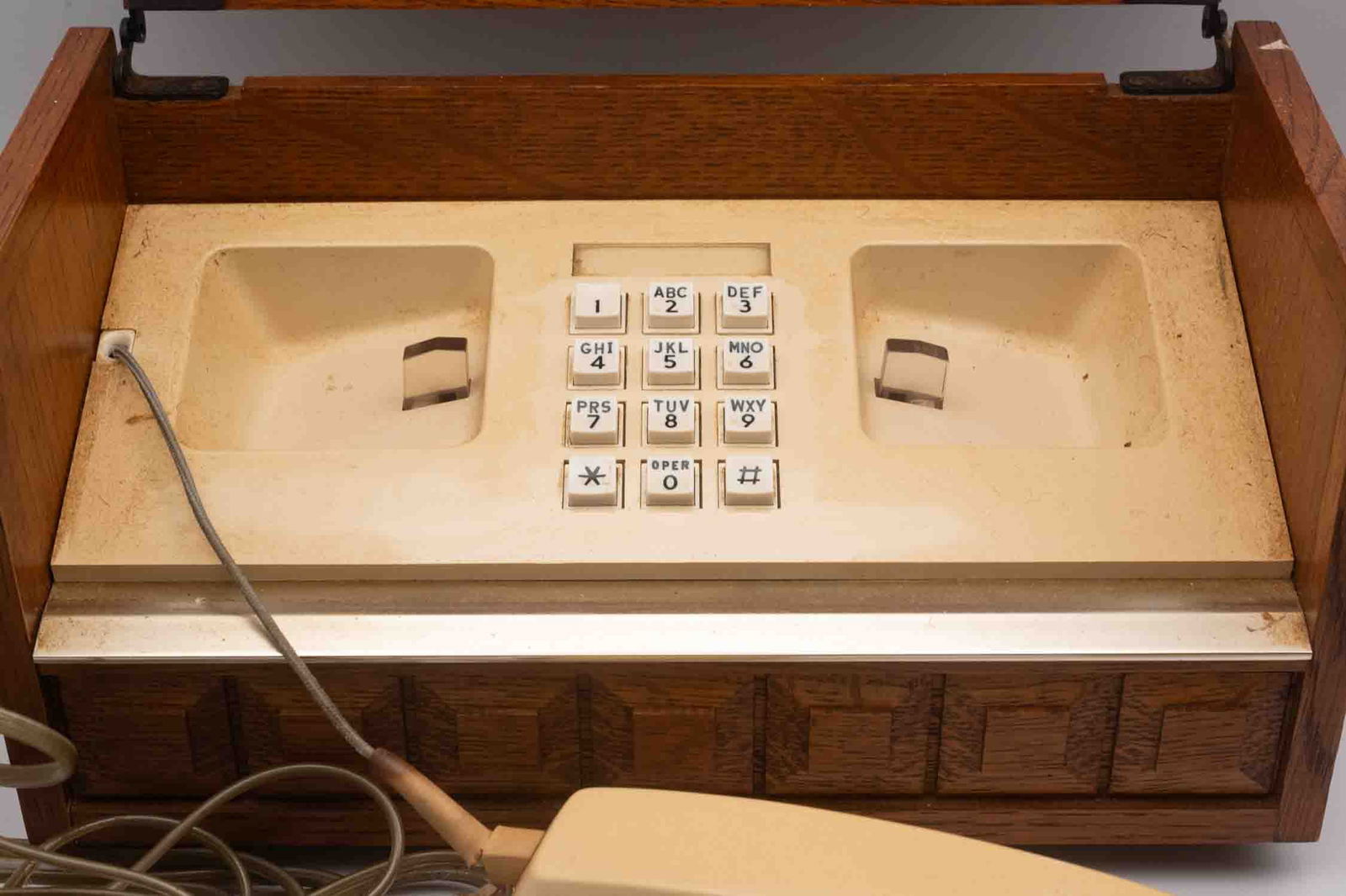 Mid Century Modernist Electric Phone With Wood Box: Medium: Electric Size: 11.3X5.7X6 inches Age/Detail: Mid Century Modernist Condition: great overall, check photo for condition reference. Provenance: Collection from Estate in Tribecca LiveShipping is