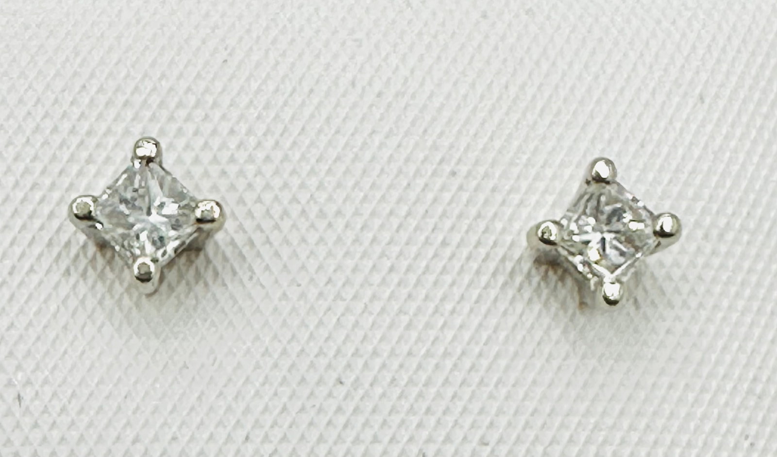 Pair of Natural Diamond Stud Earrings, 14KT White Gold # 2603 (1 of 4)