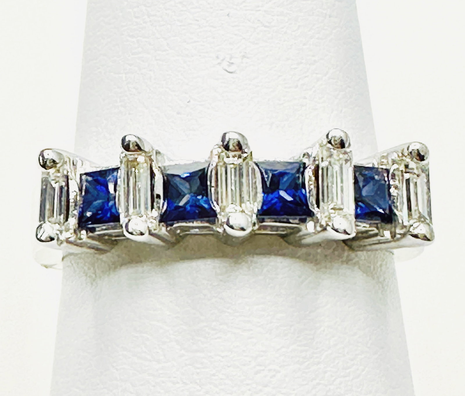 18KT White Gold Natural Diamond Sapphire Pricness Cut Ring Size 7 - J11180 (1 of 3)