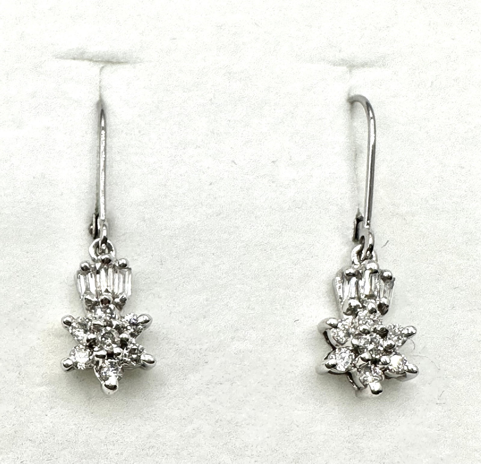 14KT White Gold Pair Of Natural Diamond Hanging Earrings - J11270 (1 of 3)