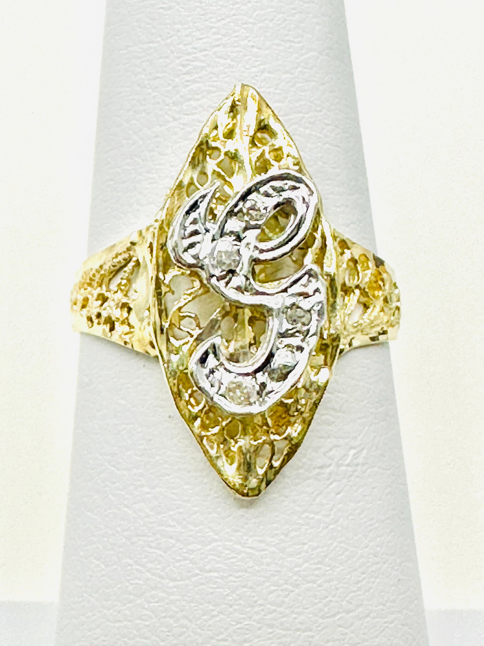 10KT Gold Initial “G??Fancy Ring, 2-Tone With Diamond Ring Size 5.75 - J11290 (1 of 3)