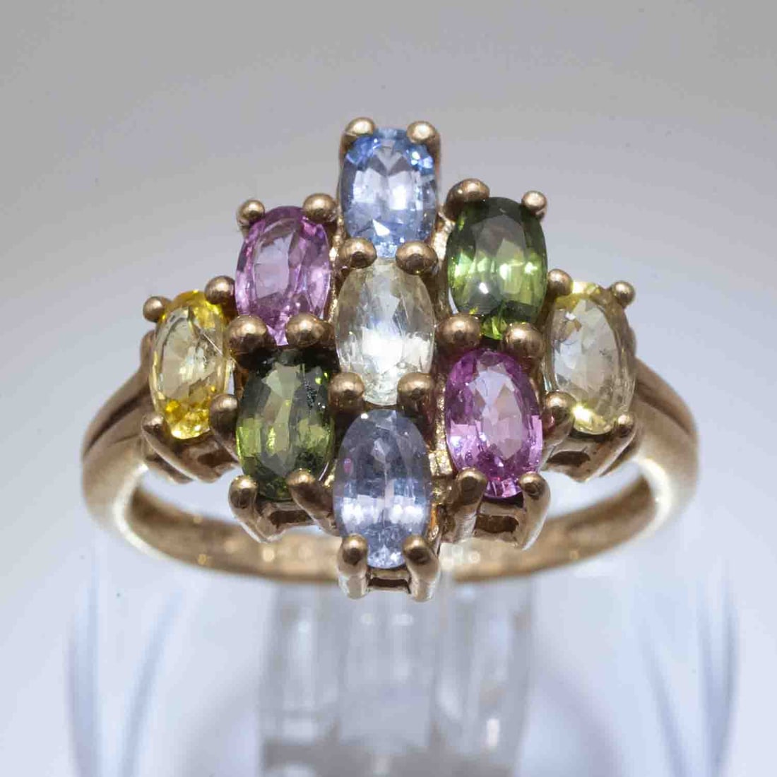 Vintage 14k Gold Multi Color Sapphire Ring: Medium: Multi Color Sapphire Size: US7 4.3gram Age/Detail: Vintage 14k Gold Condition: great overall, check photo for condition reference. Provenance: Collection from Estate in Tribecca LiveShipping i