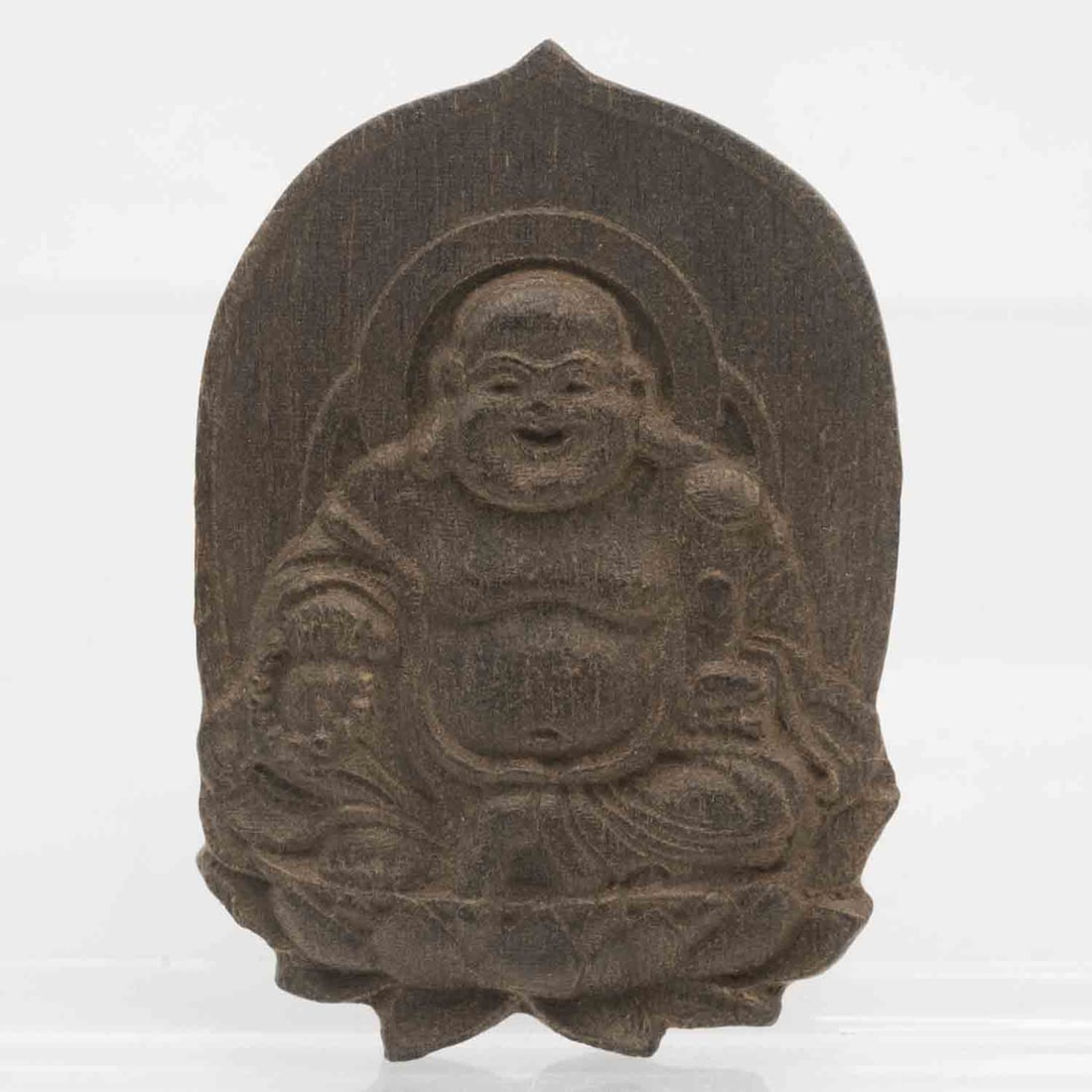 Old Chinese Carved Agarwood Buddha Pendant: Medium: Agarwood Size: 2x1.5x0.4 inches Age/Detail: Old Chinese Carved Condition: great overall, check photo for condition reference. Provenance: Collection from Estate in Williamsburg LiveShipping is
