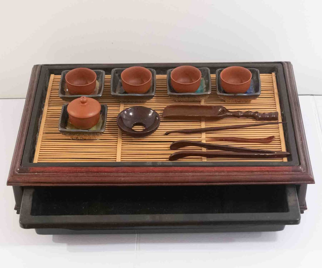 Vintage Chinese Wood And Mother Of Pearl Inlaid Tea Set: Medium: Wood And Mother Of Pearl Inlaid Size: 18x12x4 inches Age/Detail: Vintage Chinese Condition: great overall, check photo for condition reference. Provenance: Collection from Estate in Williamsbu