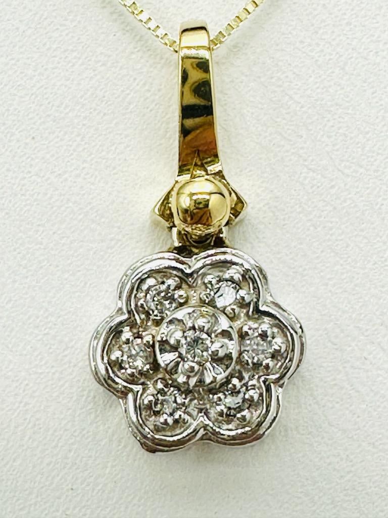 14KT Yellow and white Gold Natural Sapphire and Diamond Flower Pendant and Chain 7 pieces diamond (1 of 4)