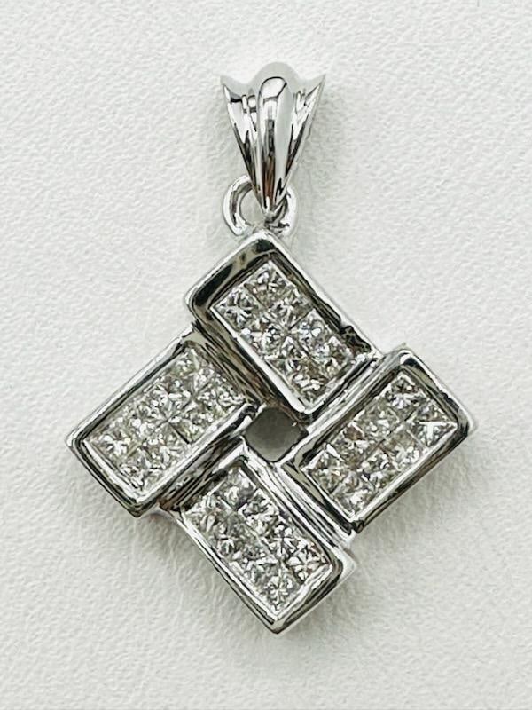 14KT White Gold Natural Diamond Pendant # 2137: # 2137 14KT White Gold Natural Diamond Pendant 32 pieces princess cut diamond 0.50 carat(t.w.) Pendant Weight: 2.70 grams Pendant size: 24 mm x 17 mm