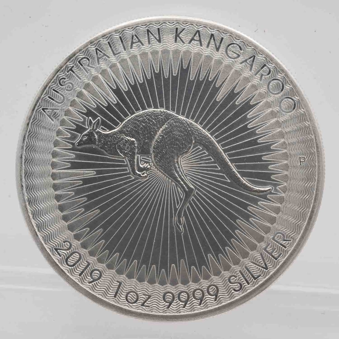 2019 Australia Kangaroo 1oz Silver Coin (1 of 2)