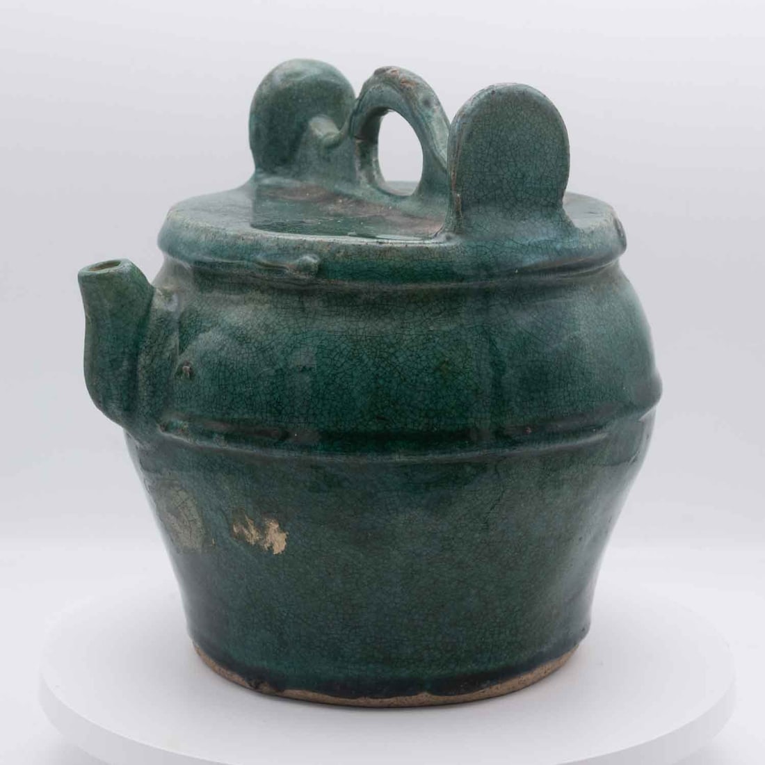 Antique Chinese Green Shiwan Porcelain Pot: Medium: Green Shiwan Porcelain Size: 7x7x6 inches Age/Detail: Antique Chinese Condition: great overall, check photo for condition reference. Provenance: Collection from Estate in Tribecca LiveShipping