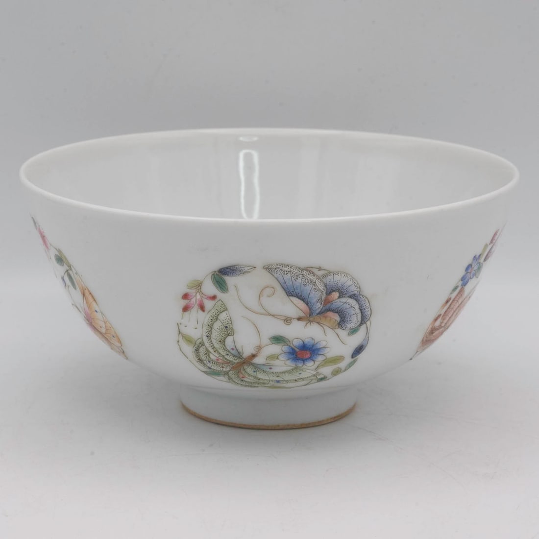Antique Chinese Yongzheng Mark Famille Rose Butterfly Porcelain Bowl: Medium: Famille Rose Butterfly Porcelain Size: 5.5x5.5x2.7 inches Age/Detail: Antique Chinese Yongzheng Mark Condition: great overall, check photo for condition reference. Provenance: Collection from 