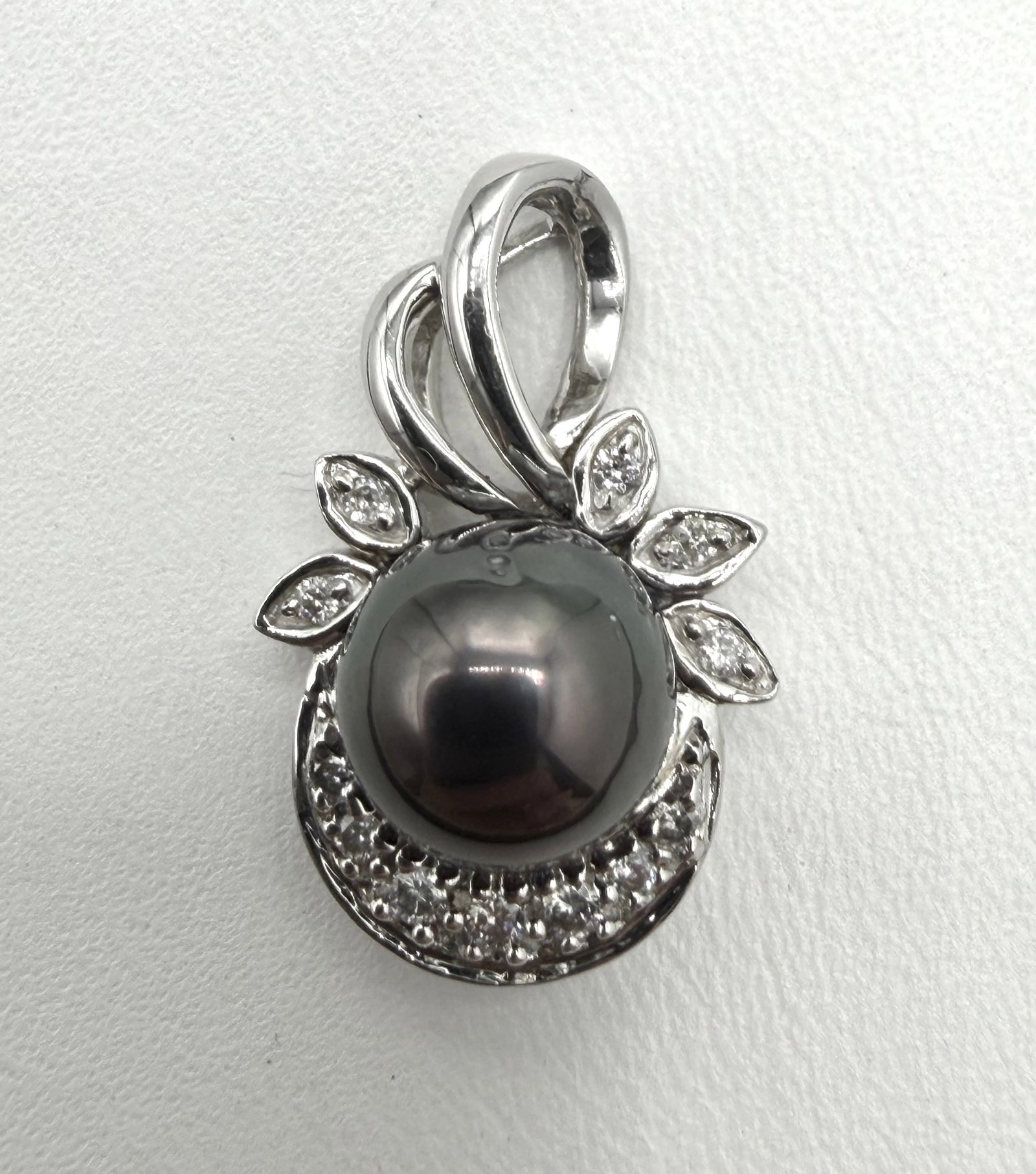 14KT White Gold National Diamond and Pearl pendant # 2854 (1 of 4)