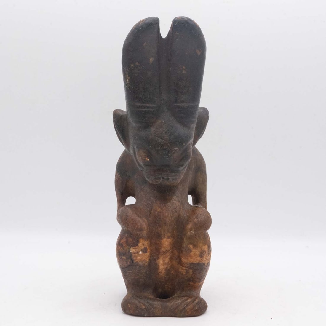 Antique Chinese Hongshan Culture Jade Sun God Figure: Medium: Jade Size: 3x3x9 inches Age/Detail: Antique Chinese Hongshan Culture Condition: great overall, check photo for condition reference. Provenance: Collection from Estate in Williamsburg LiveShipp