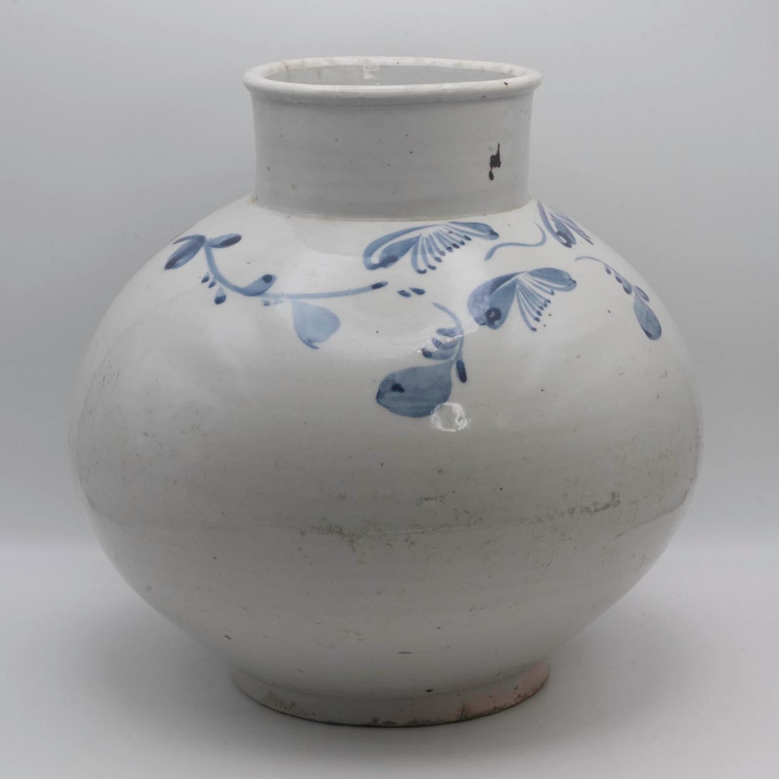 Antique Asian Blue And White Porcelain Jar: Medium: Blue And White Porcelain Size: 9.5x9.5x9.5 inches Age/Detail: Antique Asian Condition: great overall, check photo for condition reference. Provenance: Collection from Estate in Williamsburg Li