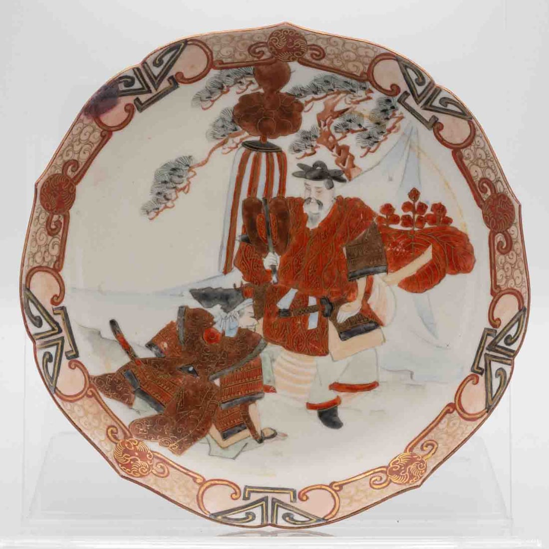 Old Japanese Kaga Kutani Porcelain Plate (1 of 7)