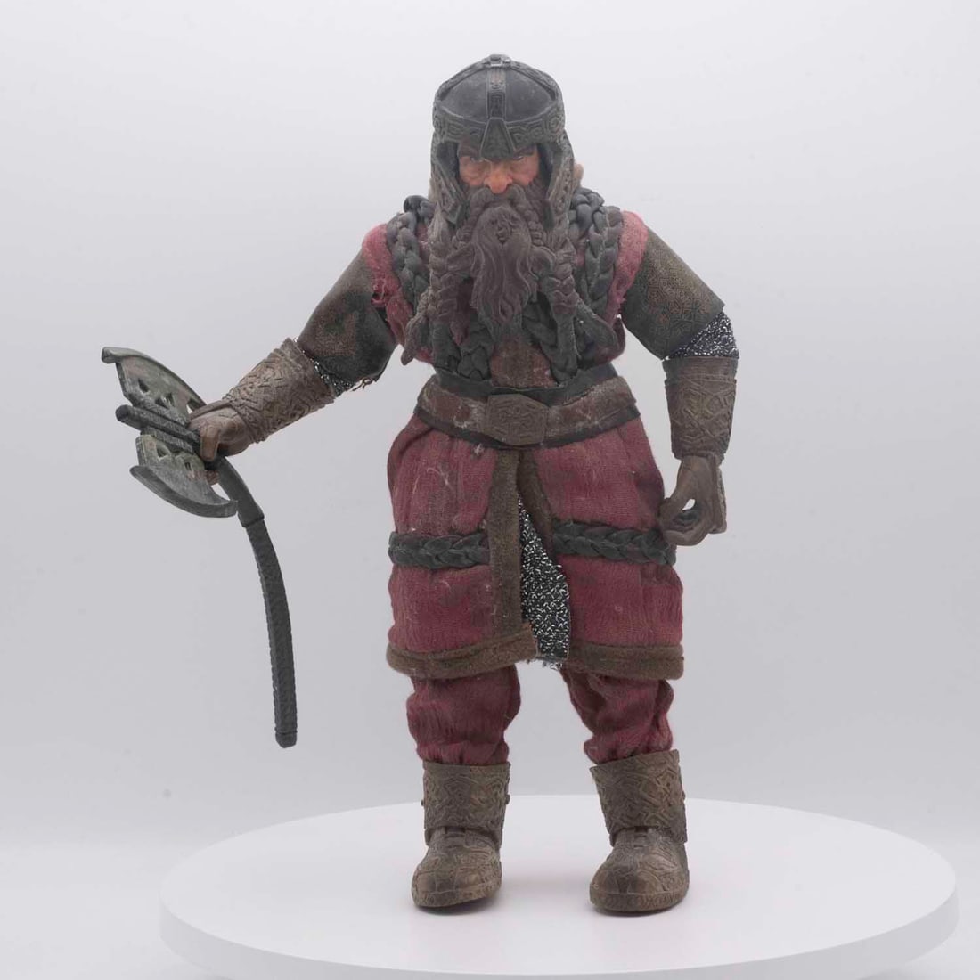 Marvel Inc Lord Of The Ring Gimli the Dwarf Figure: Medium: Lord Of The Ring Size: 9.5x4.5x4 inches Age/Detail: Marvel Inc Condition: great overall, check photo for condition reference. Provenance: Collection from Estate in Williamsburg LiveShipping is