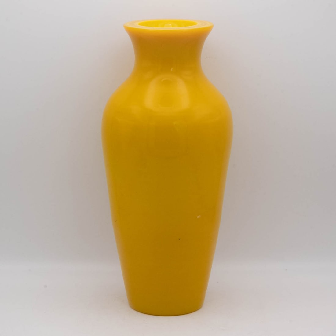 Antique Chinese Yellow Peking Glass Vase, Ovoid Form: Medium: Yellow Peking Glass Size: 4.5x4.5x10.5 inches Age/Detail: Antique Chinese Condition: great overall, check photo for condition reference. Provenance: Collection from Estate in Williamsburg Live