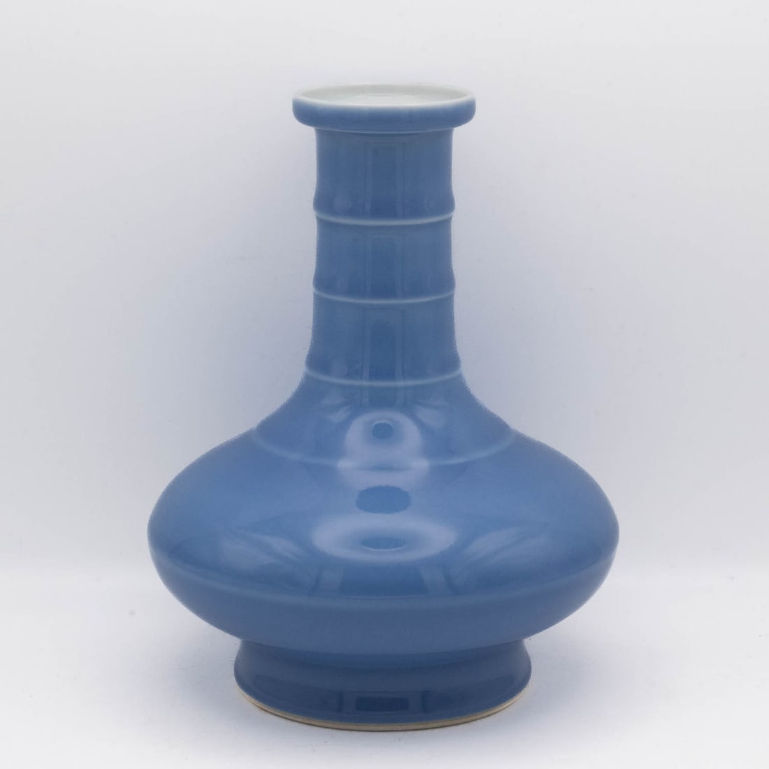 Old Chinese Kangxi Marked Blue Glazed Porcelain Vase: Medium: Blue Glazed Porcelain Size: 6x6x7.8 inches Age/Detail: Old Chinese Kangxi Marked Condition: great overall, check photo for condition reference. Provenance: Collection from Estate in Williamsbu