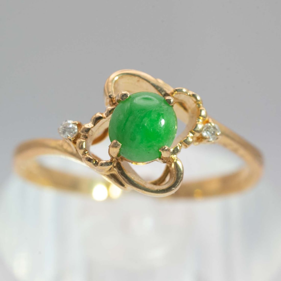 14k Gold Natural Icy Green Jade Ring: Medium: Natural Icy Green Jade Size: US6.75,1.96gram Age/Detail: 14k Gold Condition: great overall, check photo for condition reference. Provenance: Collection from Estate in Williamsburg LiveShipping