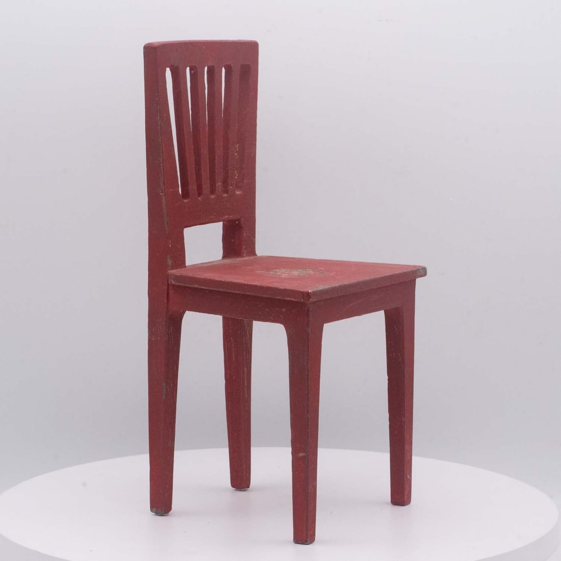 Vintage Hans Edblad Fafner Singö Cast Metal Red Miniature Chair: Medium: Cast Metal Size: 3.5x3.5x7 inches Age/Detail: Vintage Hans Edblad Fafner Singö Condition: great overall, check photo for condition reference. Provenance: Collection from Estate in Williamsbur