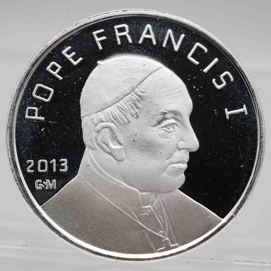 2013 Vatican City GSM Pope Francis I 1oz Silver Round: Subject: Vatican City GSM Pope Francis I 1oz Silver Round Medium: 999 Silver Year: 2013 Condition: MS Proof Life Note: Any condition statement is given as an opinion and should not be treated as a sta