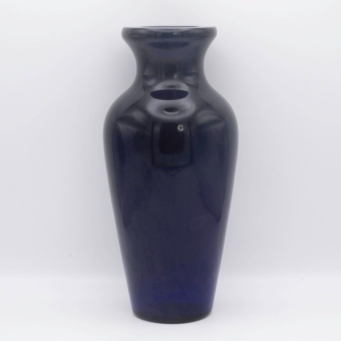 Old Chinese Cobalt Blue Peking Glass Vase: Medium: Cobalt Blue Peking Glass Size: 4.5x4.5x10.5 inches Age/Detail: Old Chinese Condition: great overall, check photo for condition reference. Provenance: Collection from Estate in Williamsburg Liv