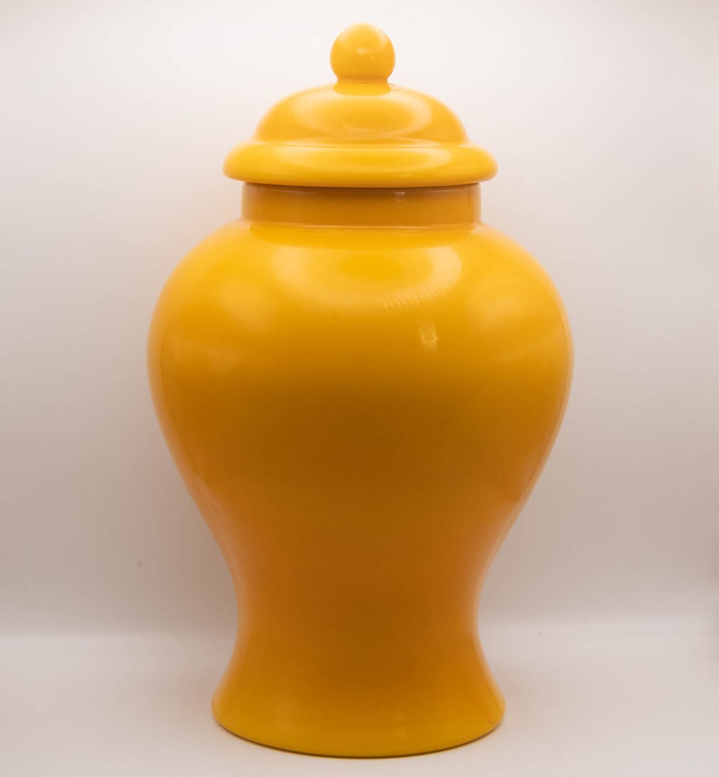 Antique Chinese Yellow Peking Glass Urn With Lid: Medium: Yellow Peking Glass Size: 9x9x16.5 inches Age/Detail: Antique Chinese Condition: great overall, check photo for condition reference. Provenance: Collection from Estate in Williamsburg LiveShip