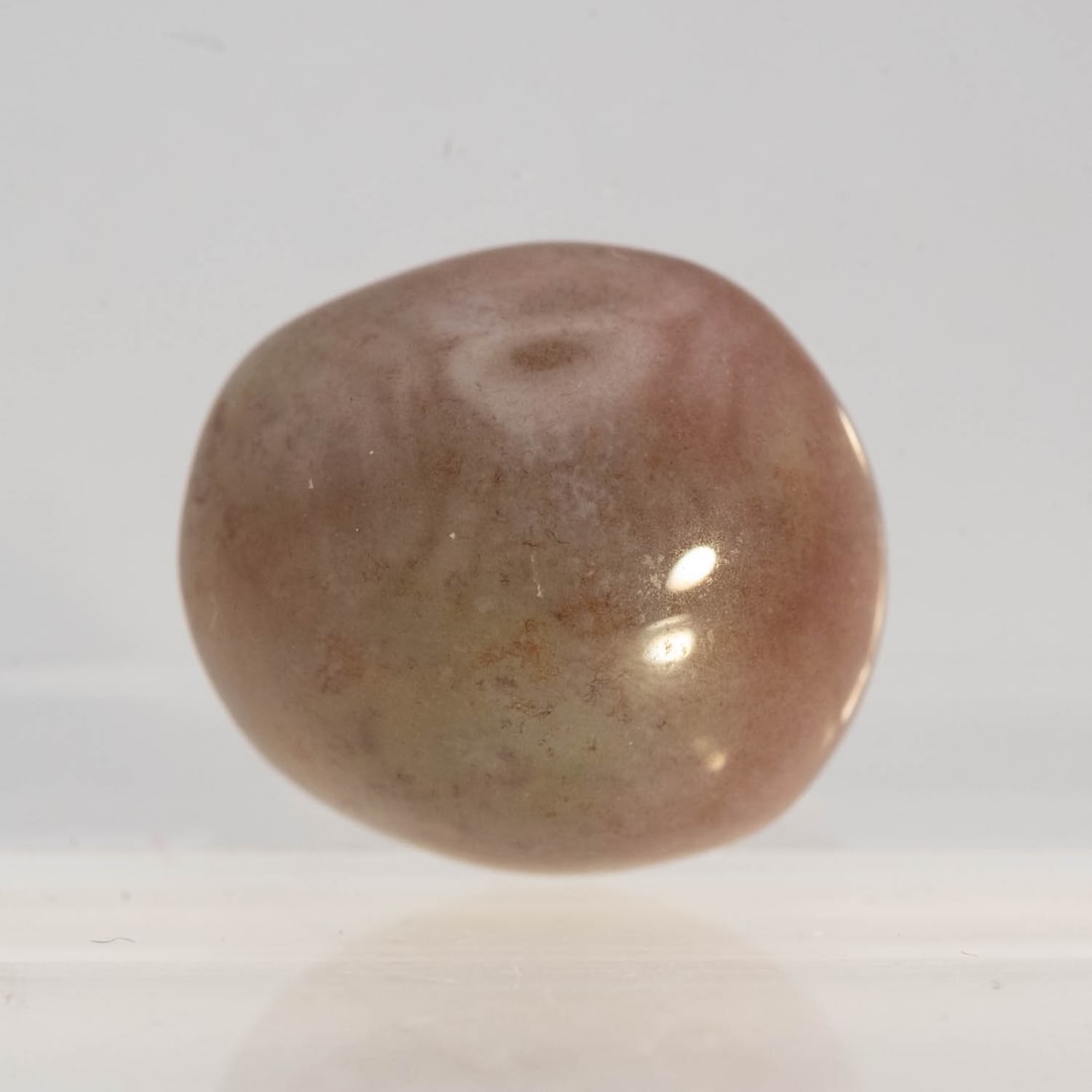 Natural Jasper Loose Stone: Medium: Jasper Size: 0.5x0.5x0.3 inches Age/Detail: Natural Condition: Great, check photo for condition reference Provenance: Collection from Estate in Tribecca Please view all the photos as they are