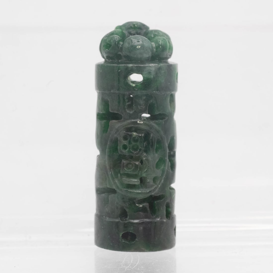 Old Chinese Carved Natural Spinach Green Jade Pendant: Medium: Natural Spinach Green Jade Size: 1.6x0.6x0.6 inches Age/Detail: Old Chinese Carved Condition: great overall, check photo for condition reference. Provenance: Collection from Estate in Williams