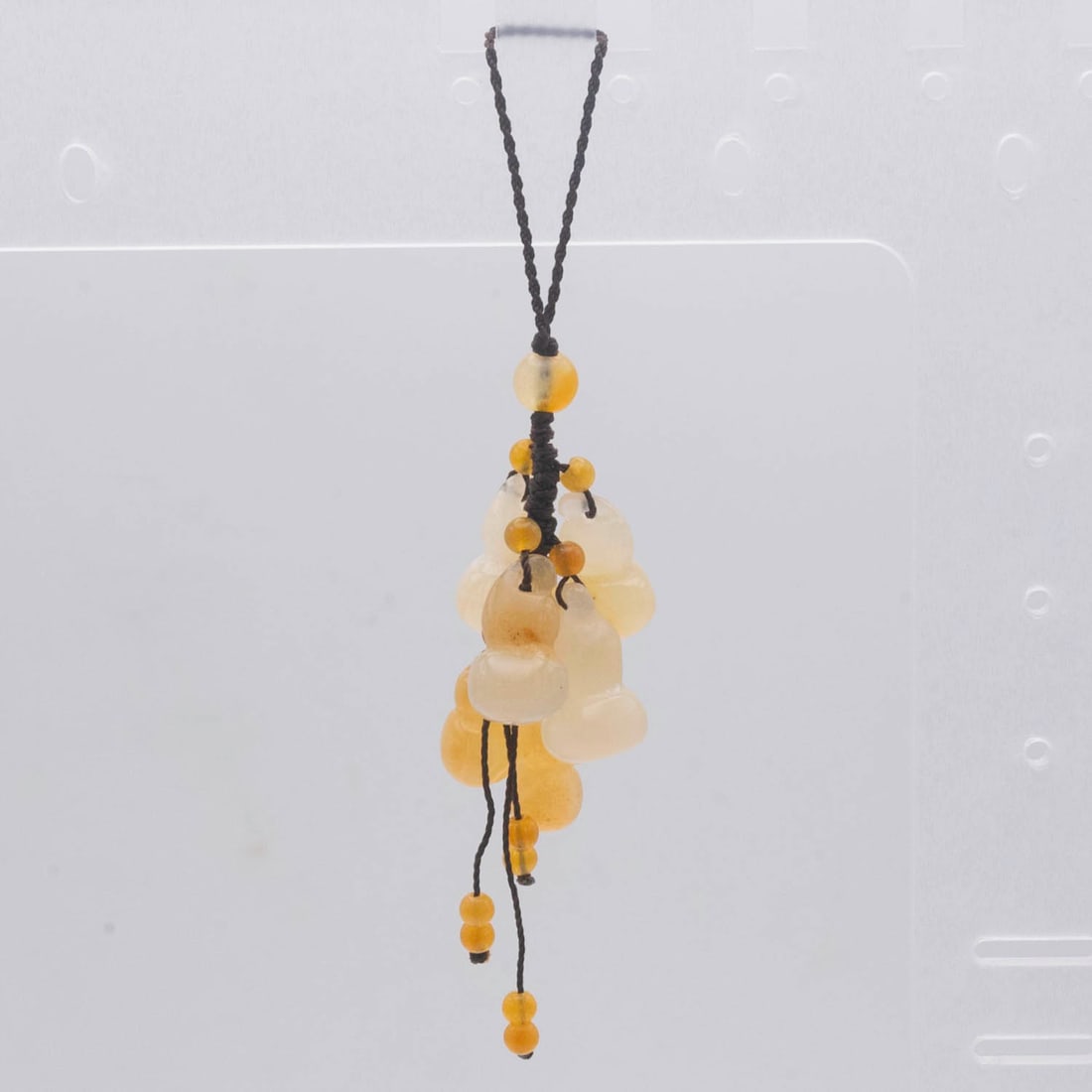 Vintage Chinese Carved Yellow Jade/Chalcedony Gourd Cluster Ornament