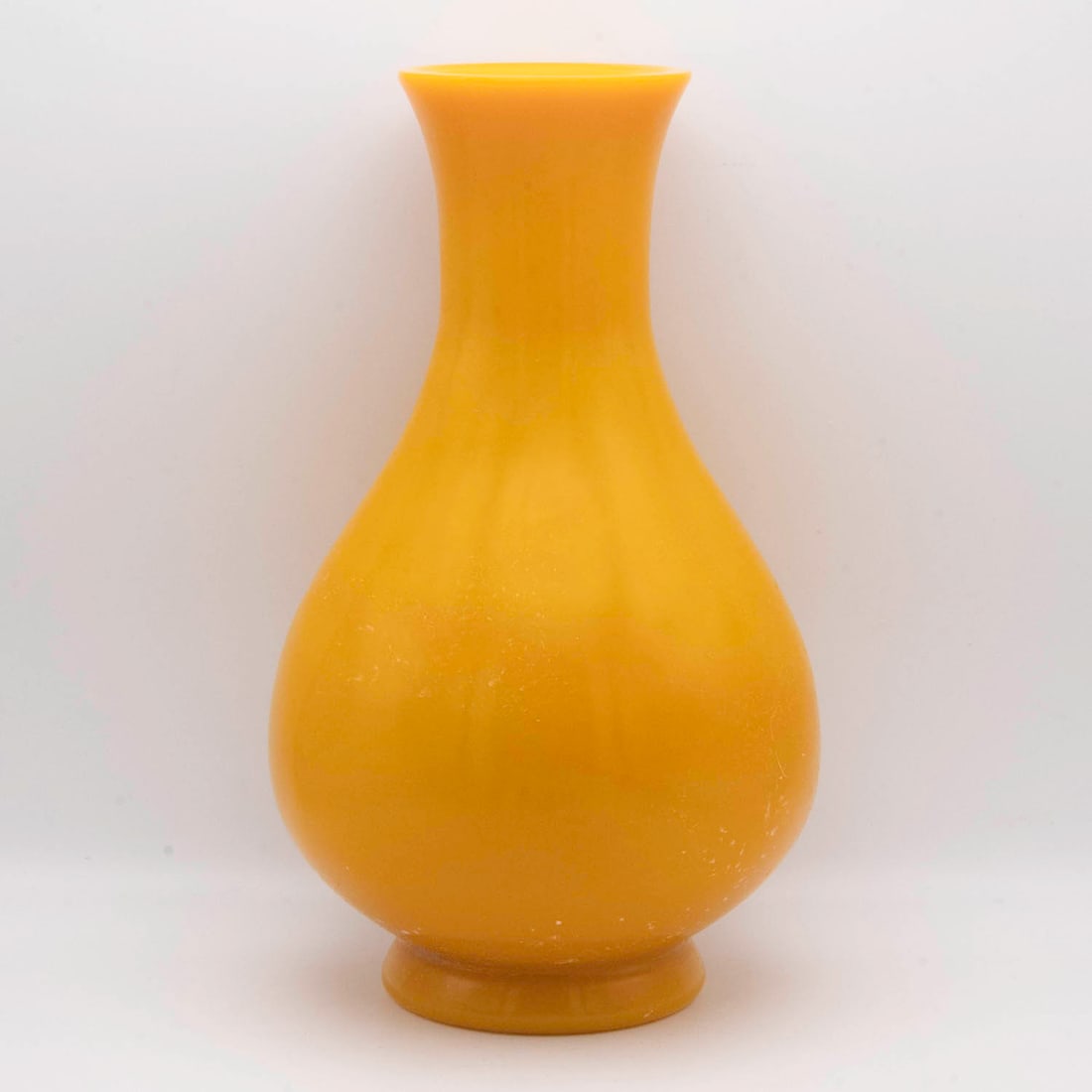 Antique Chinese Yellow Peking Glass Pear Form Vase: Medium: Yellow Peking Glass Size: 5.5x5.5x10 inches Age/Detail: Antique Chinese Condition: great overall, check photo for condition reference. No obvious chips, cracks, or repairs visible. Provenance: